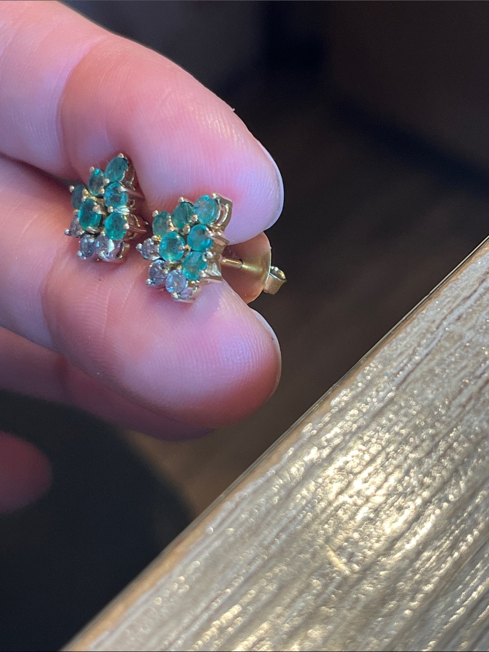 14kt diamond Emerald Green Floral Cluster Stud Earrings - - Picture 4 of 8